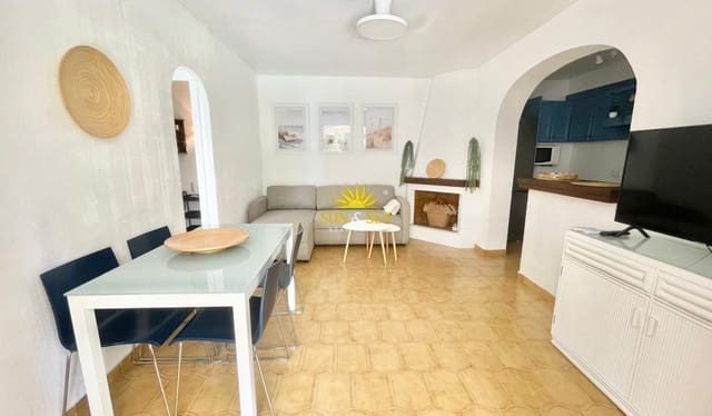 1 makuuhuone Omakotitalo vuokrattavana paikassa Cabo Roig, Orihuela mukana uima-altaan 
autotalli - 1 600 € (Ref: 9958838)