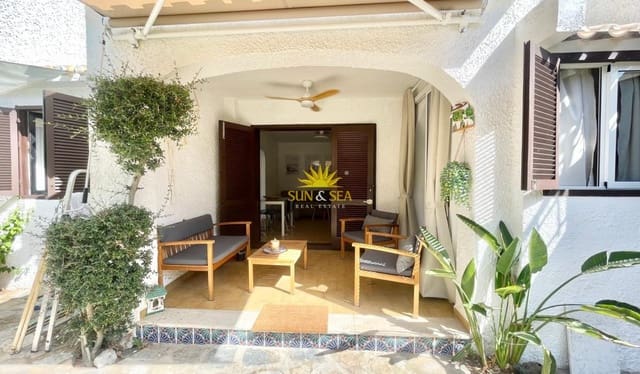 1 makuuhuone Omakotitalo vuokrattavana paikassa Cabo Roig, Orihuela mukana uima-altaan 
autotalli - 1 600 € (Ref: 9958838)