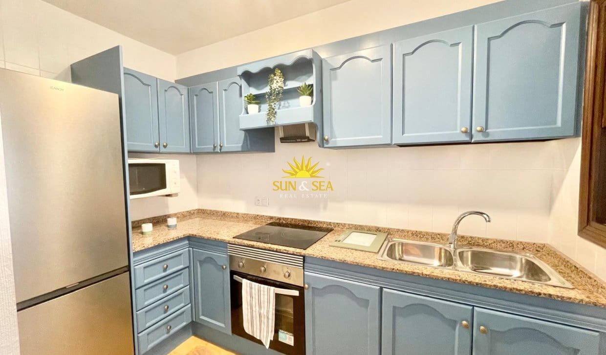 Maison de Ville de 1 chambre à louer à Cabo Roig avec piscine garage - 1 600 € (Ref: 9958838)