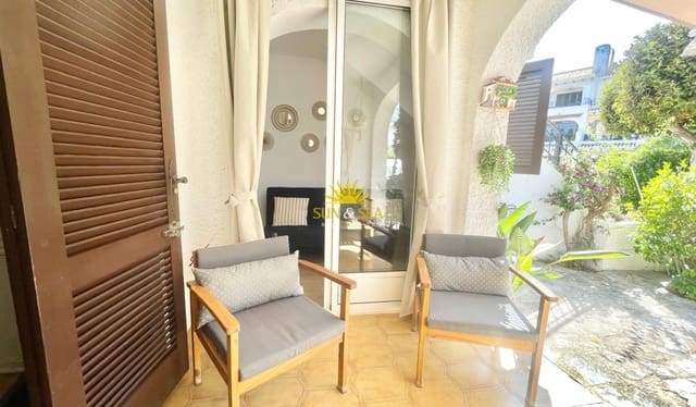 1 makuuhuone Omakotitalo vuokrattavana paikassa Cabo Roig, Orihuela mukana uima-altaan 
autotalli - 1 600 € (Ref: 9958838)