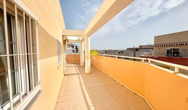 2 quarto Penthouse para arrendar em Avenida Habaneras - Curva de Palangre, Torrevieja com garagem - 800 € (Ref: 9960981)
