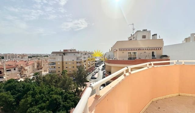 2 quarto Penthouse para arrendar em Avenida Habaneras - Curva de Palangre, Torrevieja com garagem - 800 € (Ref: 9960981)