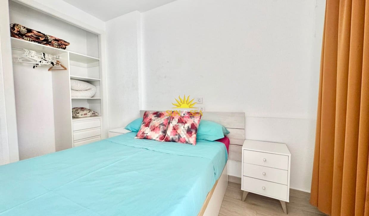 1 bedroom Apartment for rent in Benidorm with pool - € 1,000 (Ref: 9961189)