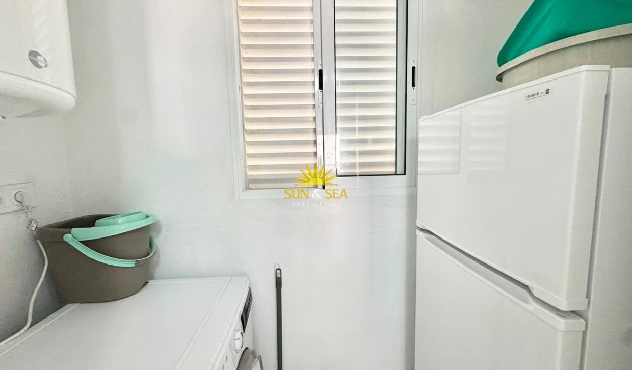 1 bedroom Apartment for rent in Benidorm with pool - € 1,000 (Ref: 9961189)