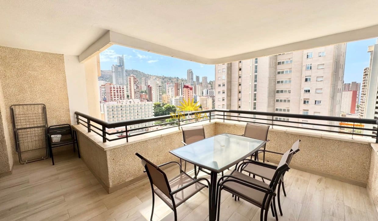 1 bedroom Apartment for rent in Benidorm with pool - € 1,000 (Ref: 9961189)