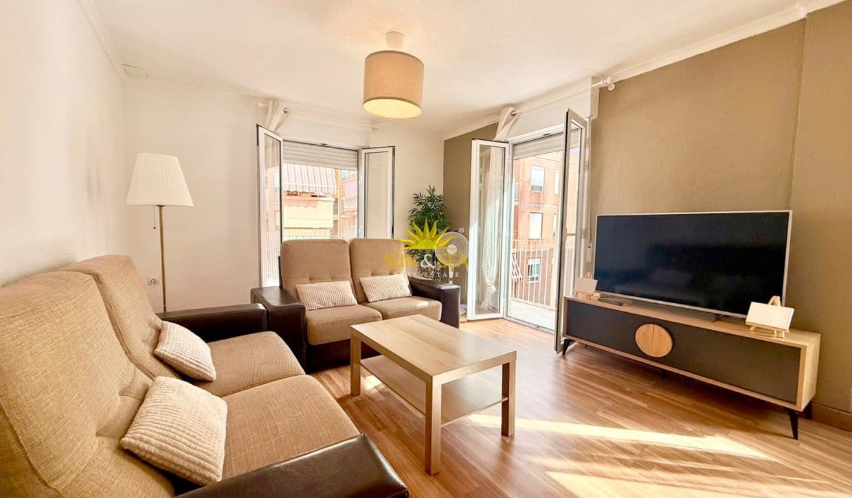1 makuuhuone Huoneisto vuokrattavana paikassa Santa Pola - 950 € (Ref: 9961190)