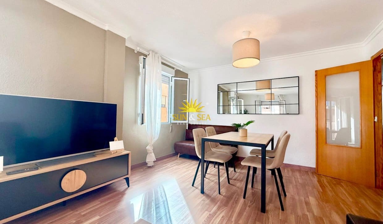 1 makuuhuone Huoneisto vuokrattavana paikassa Santa Pola - 950 € (Ref: 9961190)