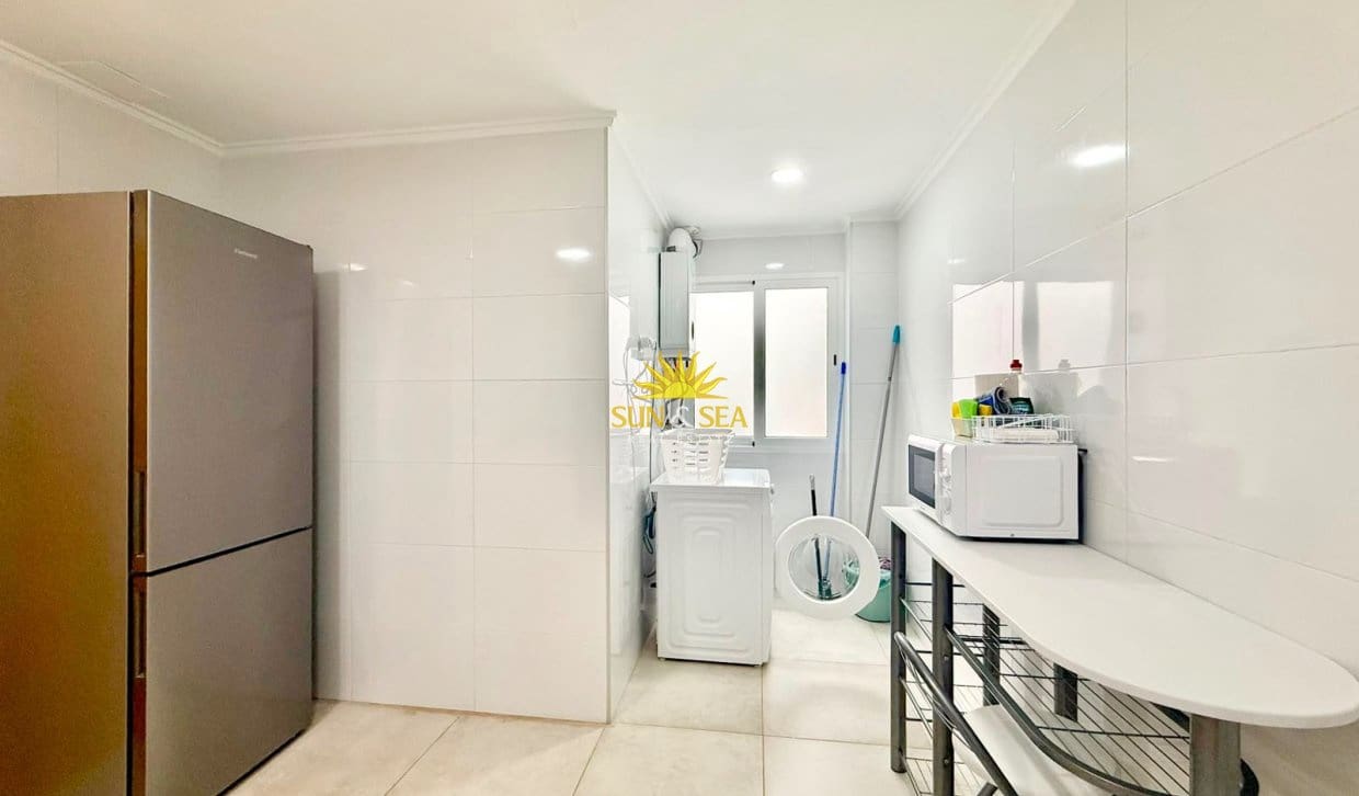 1 makuuhuone Huoneisto vuokrattavana paikassa Santa Pola - 950 € (Ref: 9961190)