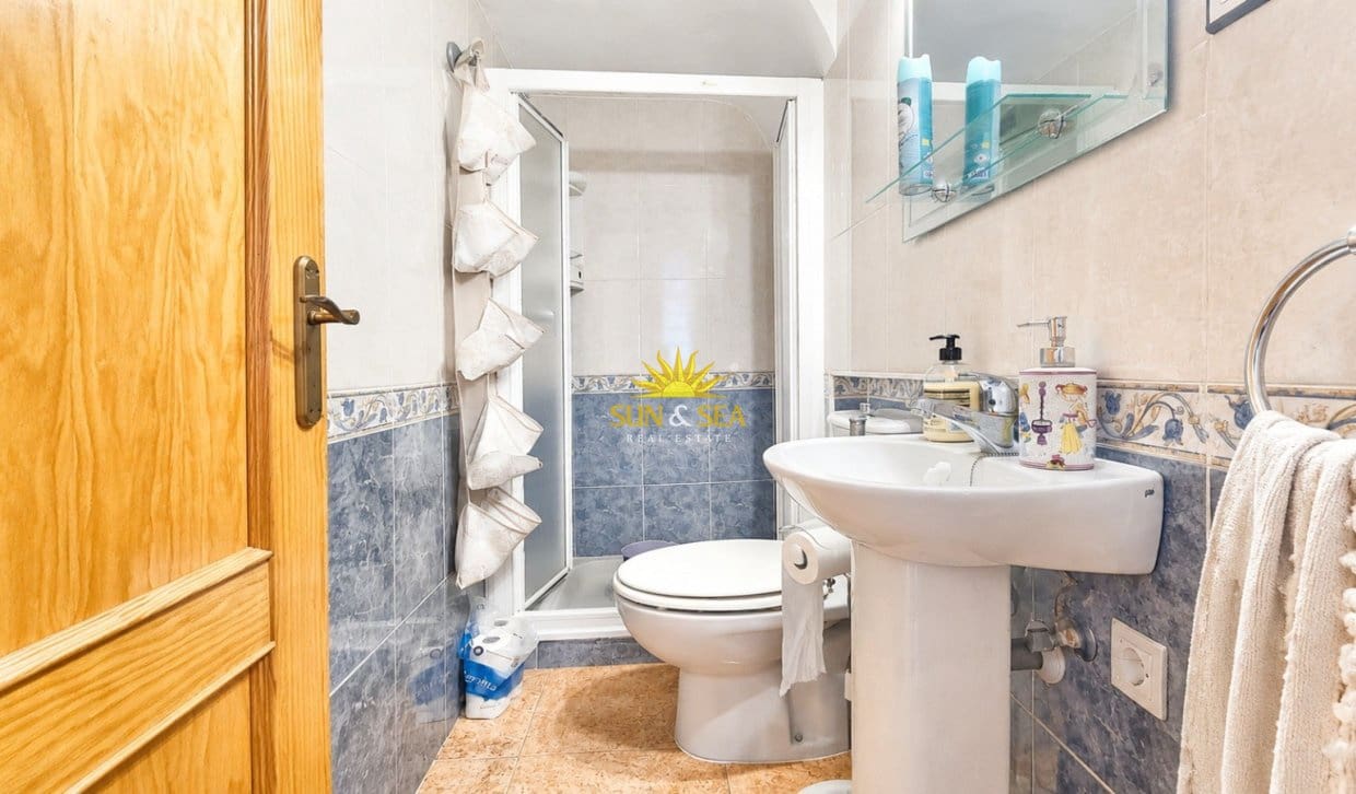 6 camera da letto Casa in vendita in Orihuela Costa con piscina garage - 280.000 € (Rif: 9961527)