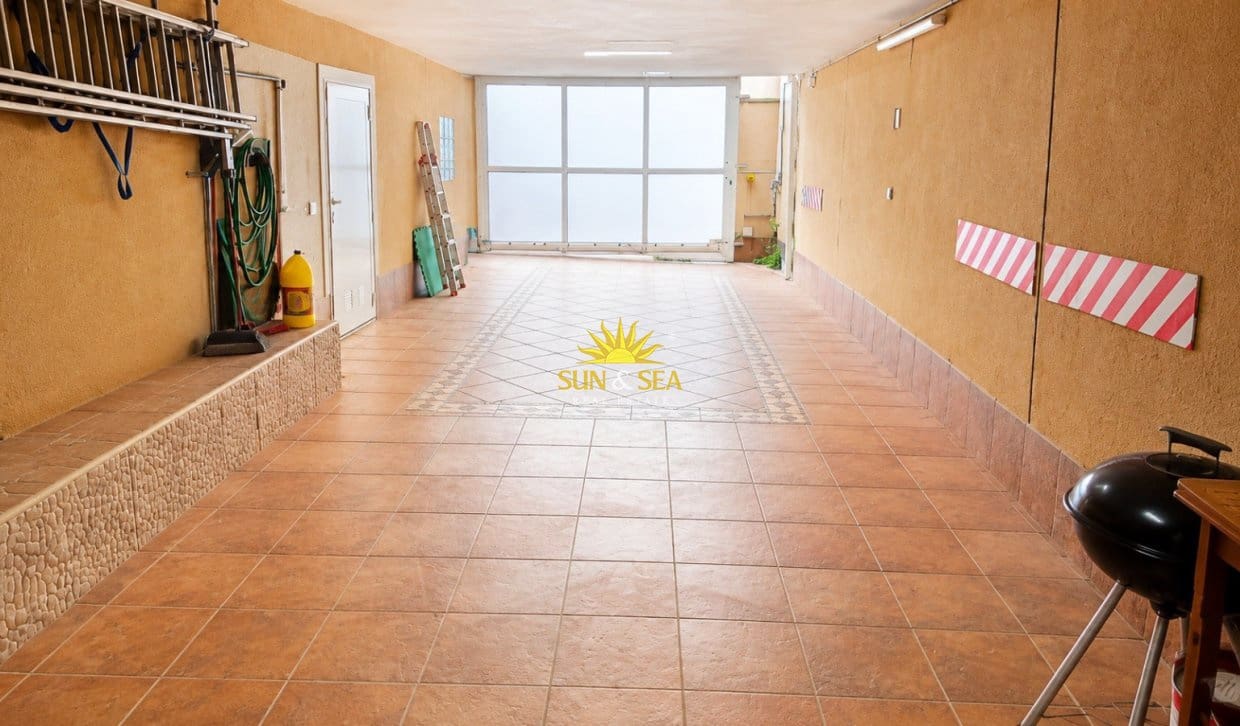6 camera da letto Casa in vendita in Orihuela Costa con piscina garage - 280.000 € (Rif: 9961527)