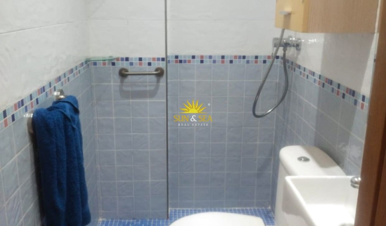 3 bedroom Semi-detached Villa for rent in Los Alcazares with garage - € 900 (Ref: 9961714)