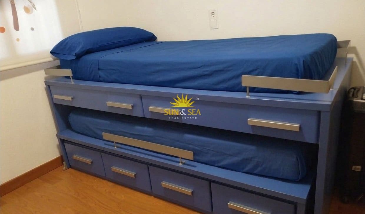 2 makuuhuone Huoneisto lomavuokrausta paikassa Mar de Cristal mukana uima-altaan - 700 € (Ref: 9961715)