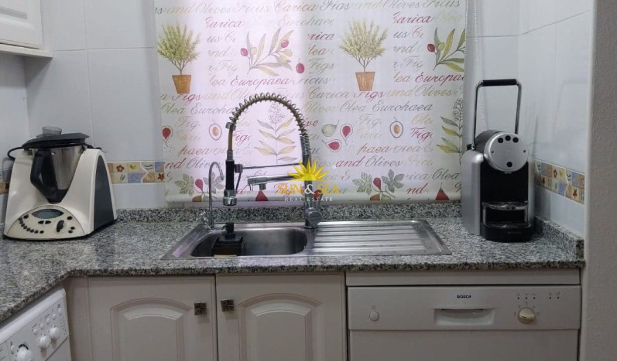 2 makuuhuone Huoneisto lomavuokrausta paikassa Mar de Cristal mukana uima-altaan - 700 € (Ref: 9961715)