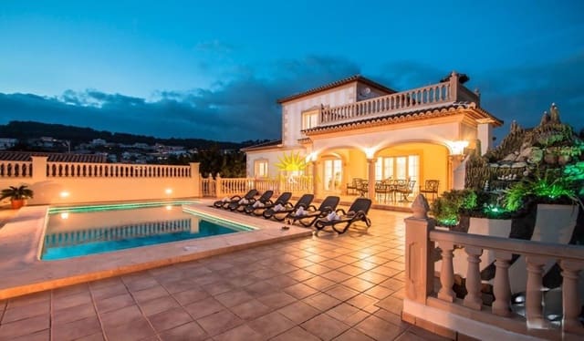 4 soverom Villa til leie i Cometa - Carrió, Calpe / Calp med svømmebasseng garasje - € 3 500 (Ref: 9965697)