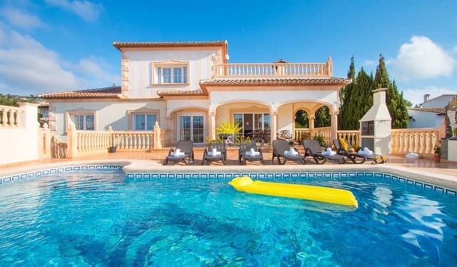4 soverom Villa til leie i Cometa - Carrió, Calpe / Calp med svømmebasseng garasje - € 3 500 (Ref: 9965697)