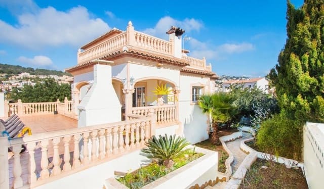 4 soverom Villa til leie i Cometa - Carrió, Calpe / Calp med svømmebasseng garasje - € 3 500 (Ref: 9965697)