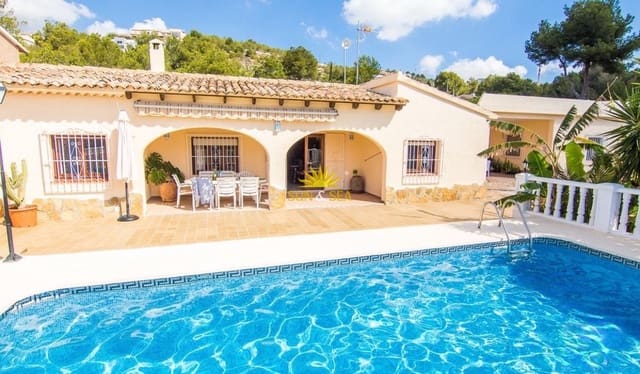 4 bedroom Villa for rent in Benissa with pool - € 2,900 (Ref: 9965698)