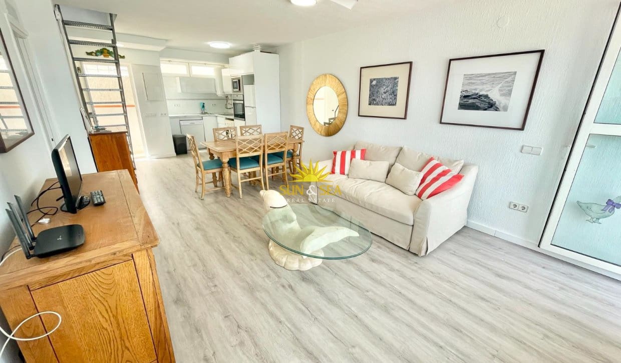 3 bedroom Apartment for rent in Playa Honda with pool garage - € 1,000 (Ref: 9965807)
