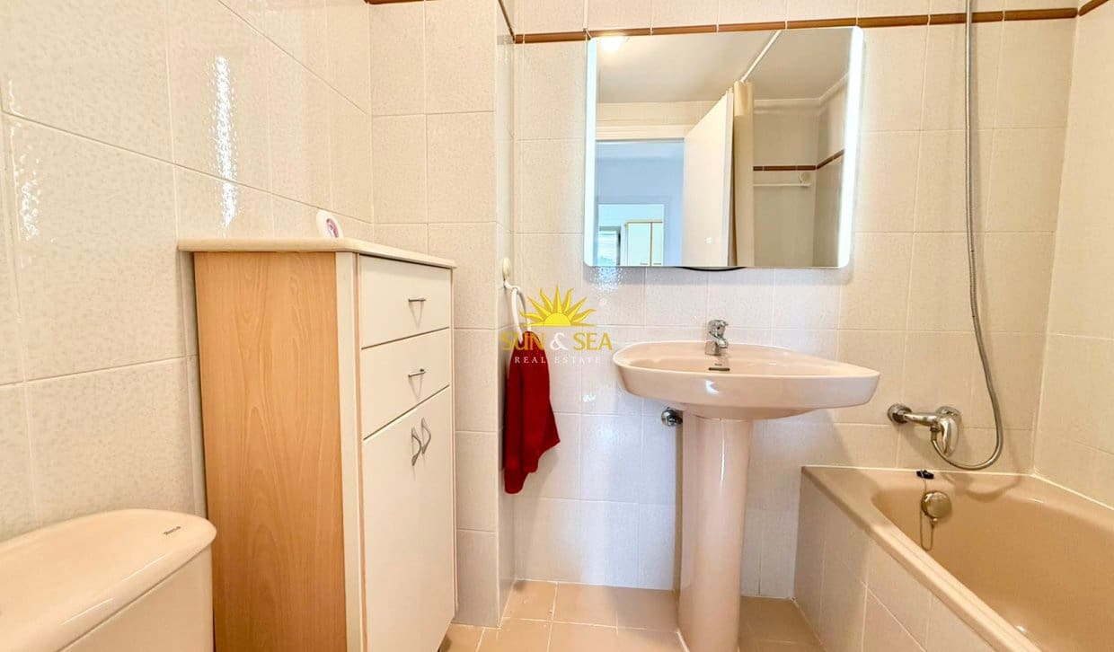 2 bedroom Apartment for rent in Finestrat with pool garage - € 1,350 (Ref: 9965808)