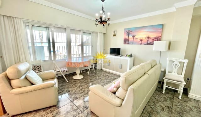 Villa/Maison de 4 chambres à louer à Centro, Los Alcázares avec garage - 2 200 € (Ref: 9965897)