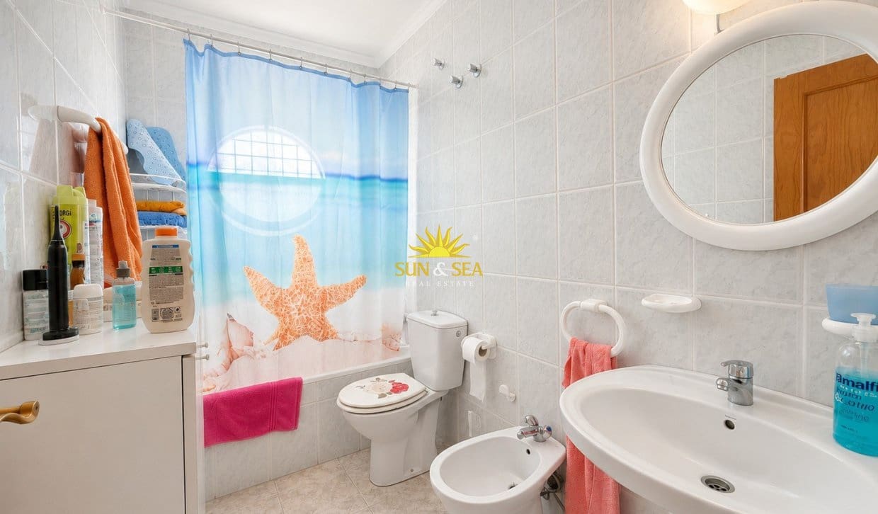 3 bedroom Apartment for rent in Los Altos with pool - € 1,200 (Ref: 9965941)