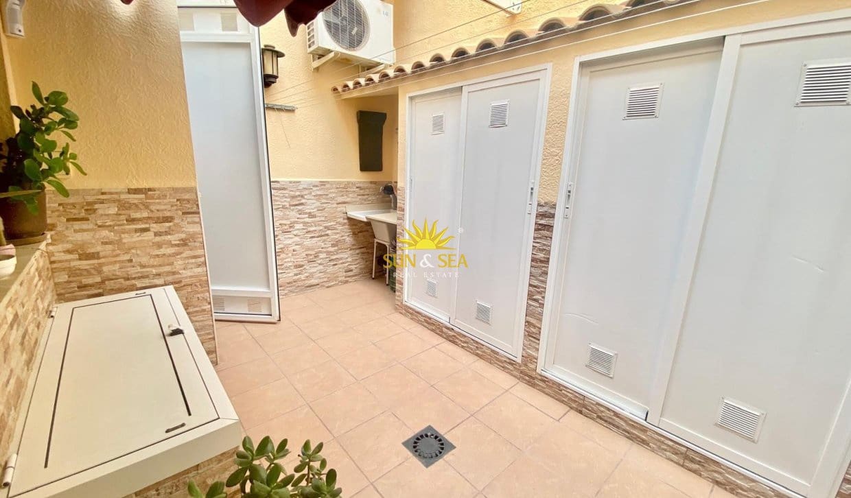 3 chambre Maison de Ville à vendre à Los Balcones - 330 000 € (Ref: 9968853)