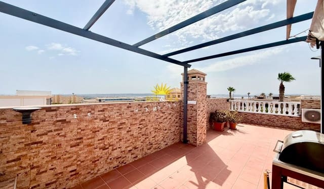 2 soveværelse Penthouse til leje i Parque Acuático - Sector 25, Torrevieja med swimmingpool garage - € 950 (Ref: 9970872)