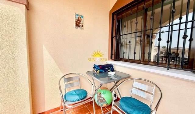 2 soveværelse Penthouse til leje i Parque Acuático - Sector 25, Torrevieja med swimmingpool garage - € 950 (Ref: 9970872)