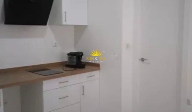 Appartement de 1 chambre de location de vacances à El Campello - 950 € (Ref: 9971749)