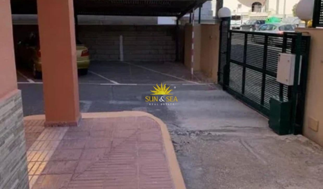 1 bedroom Apartment for holiday rental in El Campello - € 950 (Ref: 9971749)
