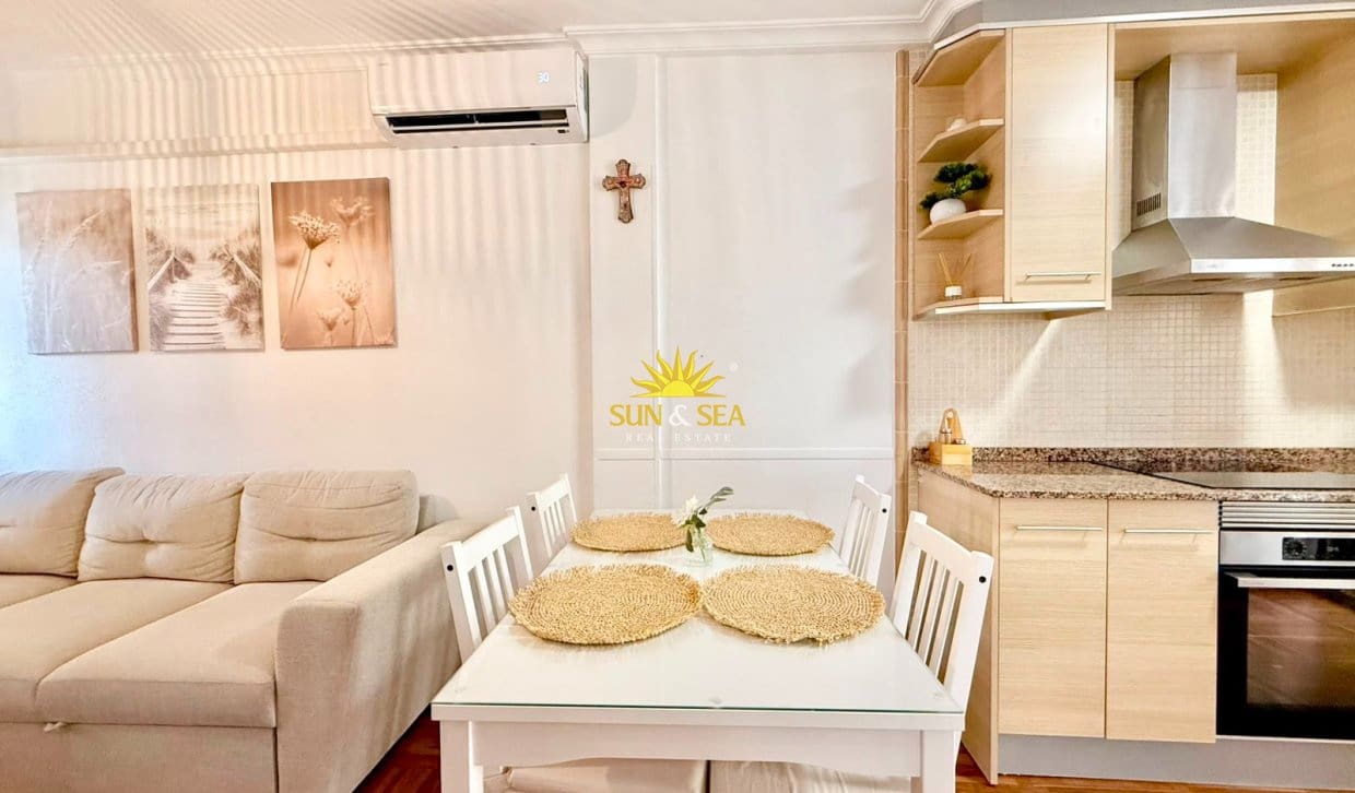 2 bedroom Townhouse for holiday rental in Aguas Nuevas with garage - € 900 (Ref: 9972254)