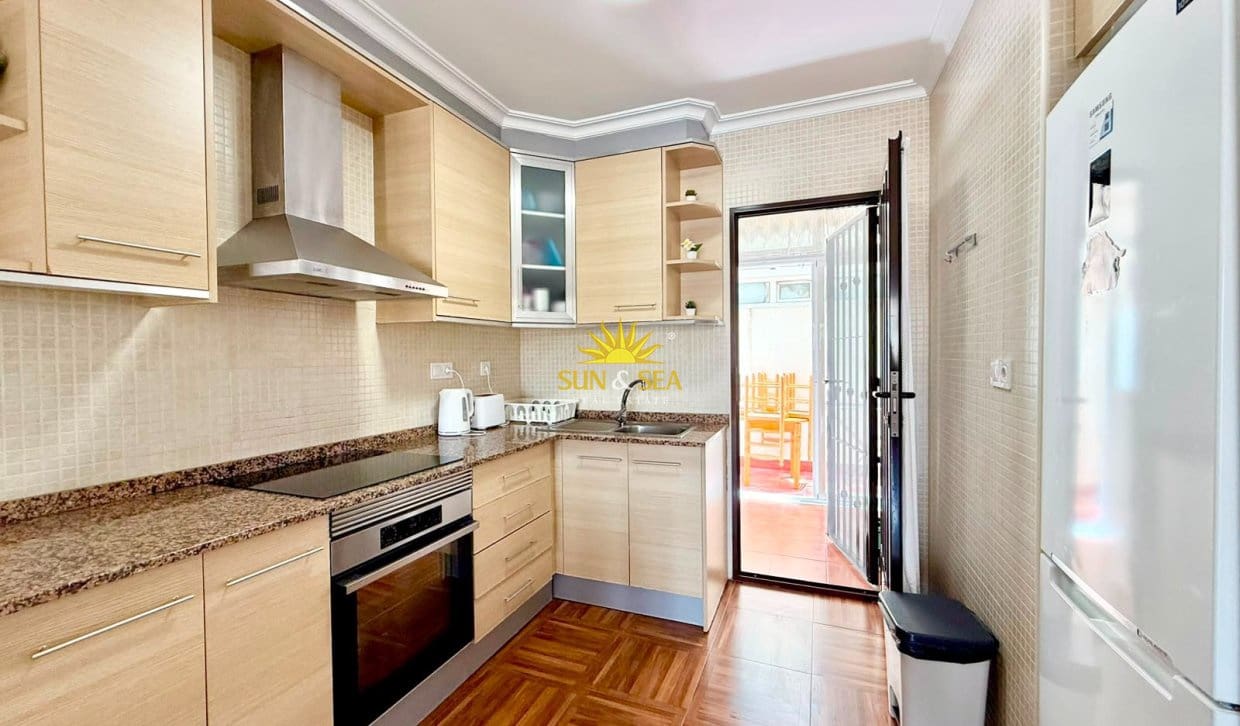 2 bedroom Townhouse for holiday rental in Aguas Nuevas with garage - € 900 (Ref: 9972254)