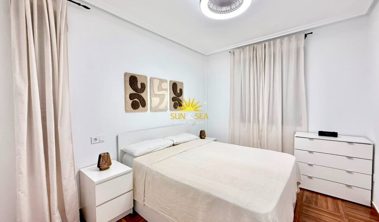 2 bedroom Townhouse for holiday rental in Aguas Nuevas with garage - € 900 (Ref: 9972254)
