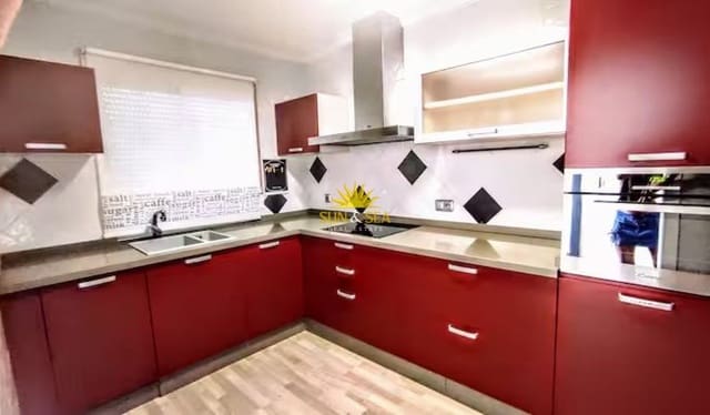   3 soveværelse   ferieVilla i Parque de las Naciones, Torrevieja med   swimmingpool  garage  - € 1.800 (Ref: 9973828)
