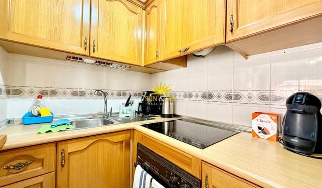 1 soveværelse Lejlighed til leje i Avenida Habaneras - Curva de Palangre, Torrevieja - € 800 (Ref: 9976419)