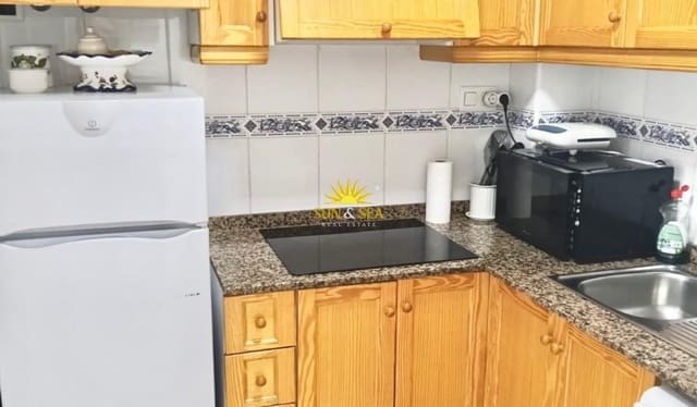 3 soverom Leilighet til leie i El Moncayo - El Pòrtic, Guardamar del Segura med svømmebasseng - € 750 (Ref: 9976420)