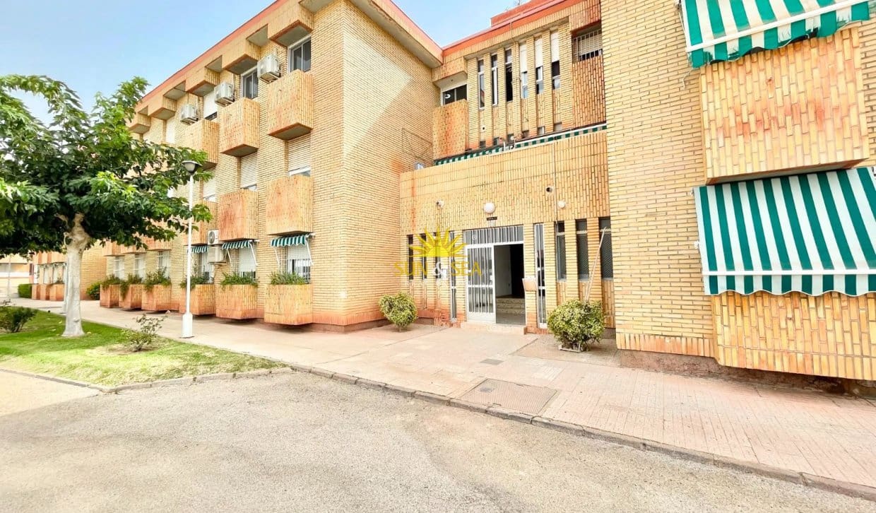 Apartamento de 3 habitaciones en Santiago de la Ribera en alquiler con garaje - 950 € (Ref: 9977653)