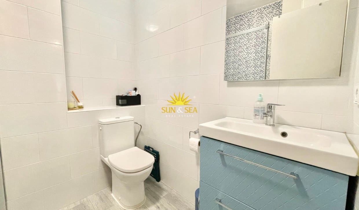 Apartamento de 3 habitaciones en Santiago de la Ribera en alquiler con garaje - 950 € (Ref: 9977653)