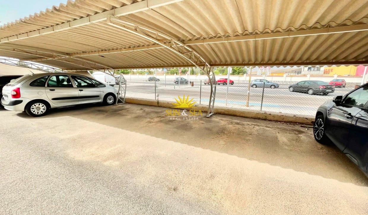 Apartamento de 3 habitaciones en Santiago de la Ribera en alquiler con garaje - 950 € (Ref: 9977653)