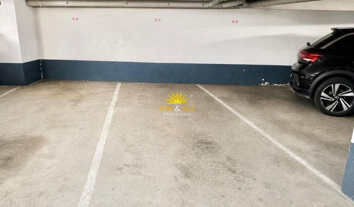 3 bedroom Apartment for rent in Alicante / Alacant city with garage - € 900 (Ref: 9977759)