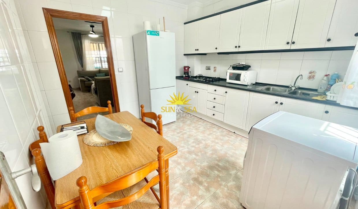 3 camera da letto Casa da affitare come casa vacanza in Torre de la Horadada con garage - 850 € (Rif: 9977979)