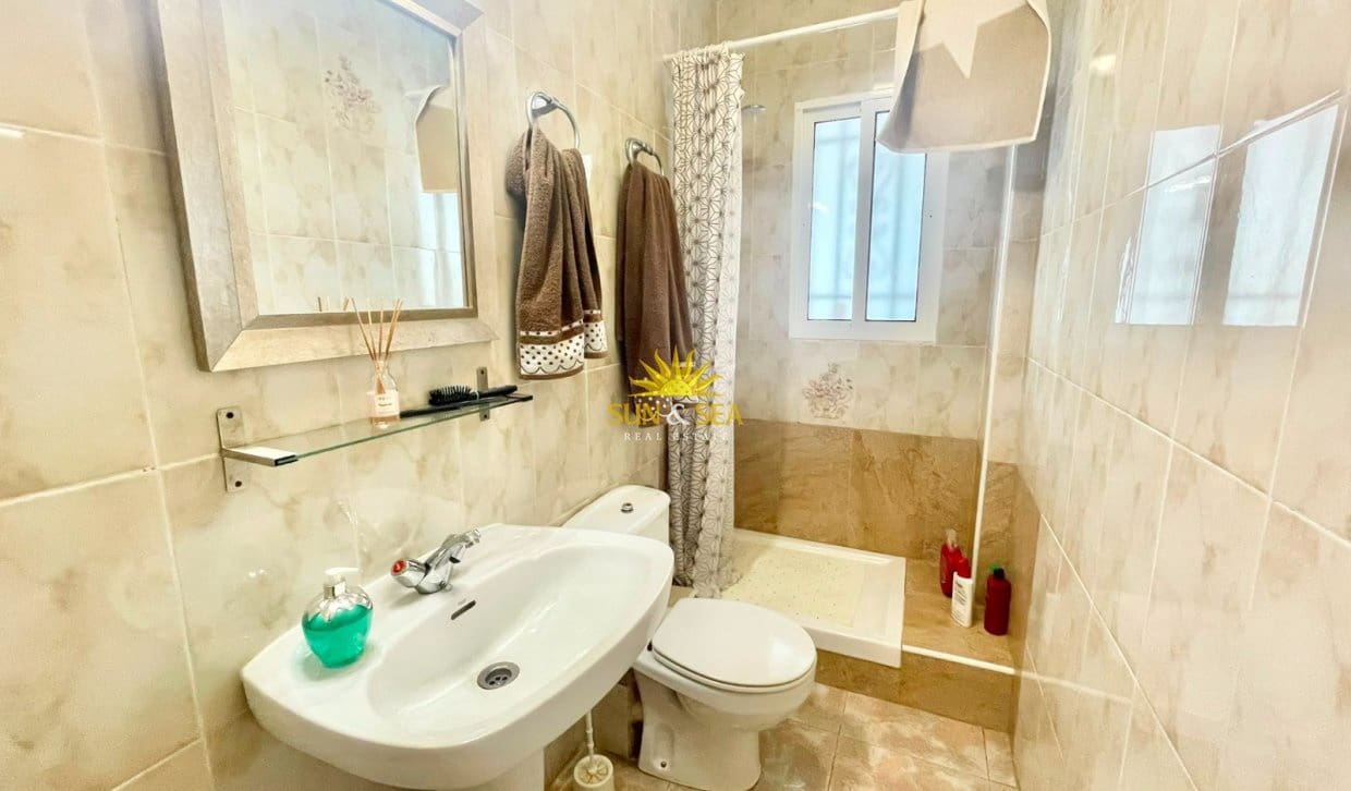 3 camera da letto Casa da affitare come casa vacanza in Torre de la Horadada con garage - 850 € (Rif: 9977979)