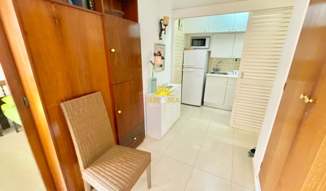 1 soverom Studio til salgs i Dehesa de Campoamor - € 650 (Ref: 9977980)