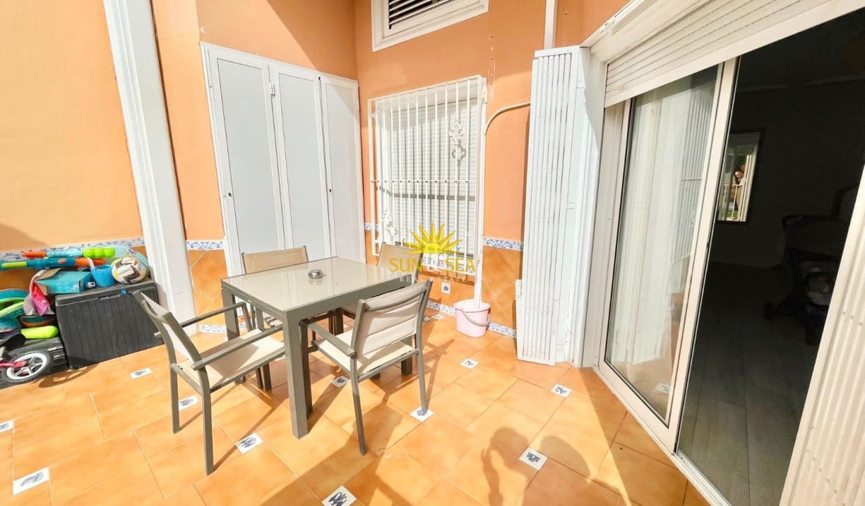 3 makuuhuone Huoneisto lomavuokrausta paikassa Los Narejos mukana uima-altaan - 800 € (Ref: 9978031)