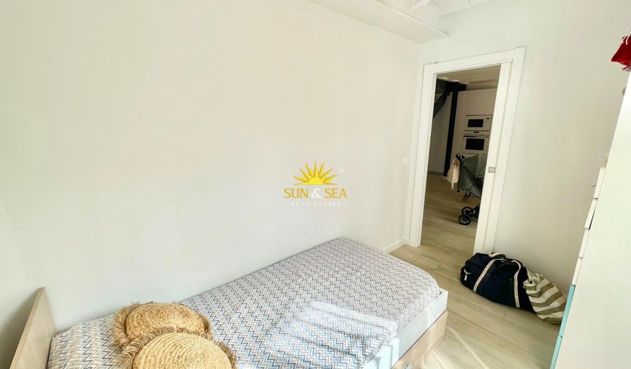 3 makuuhuone Huoneisto lomavuokrausta paikassa Los Narejos mukana uima-altaan - 800 € (Ref: 9978031)