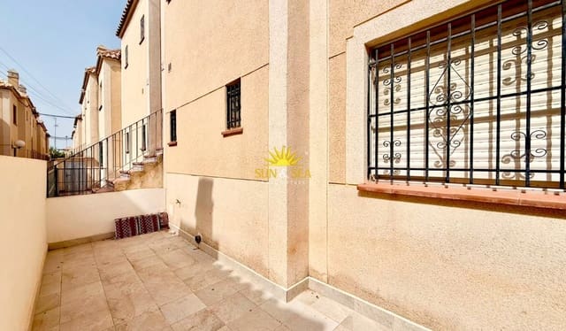 3 sovrum Hus att hyra i El Chaparral - La Siesta - La Torreta, Torrevieja med pool - 1 000 € (Ref: 9981236)