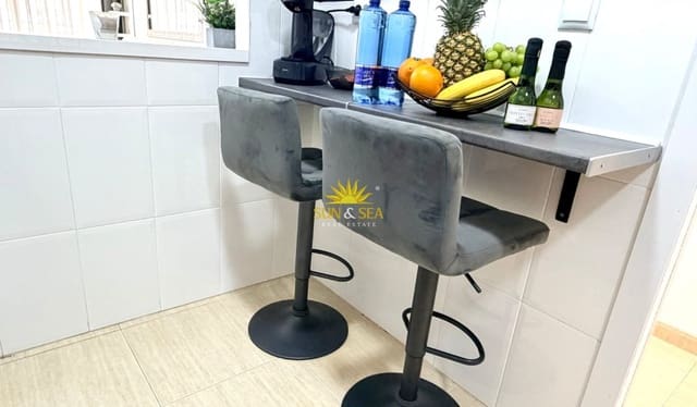 3 camera da letto Appartamento da affittare in Playa del Cura, Torrevieja con piscina - 1.000 € (Rif: 9981482)