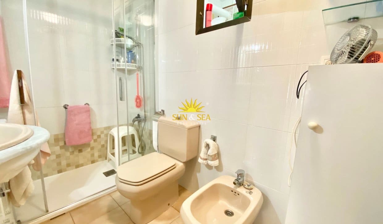 2 Zimmer Ferienapartment in Playa de San Juan mit Pool - 900 € (Ref: 9981642)