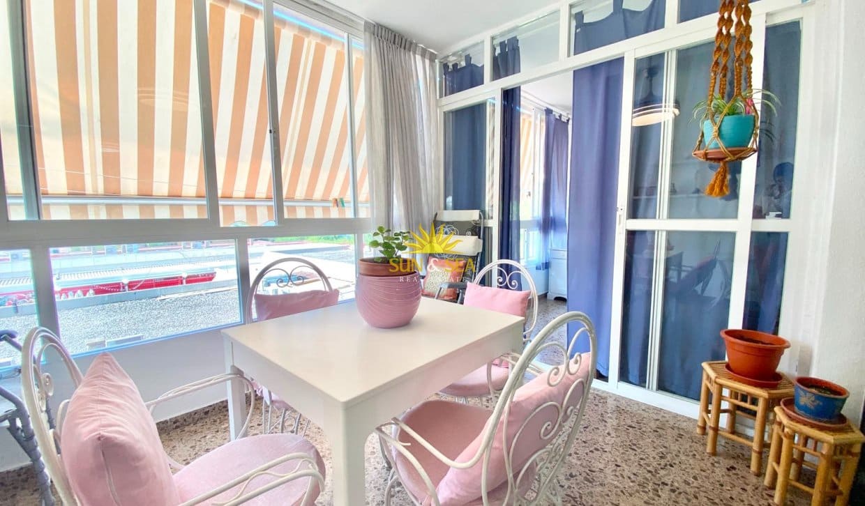 2 Zimmer Ferienapartment in Playa de San Juan mit Pool - 900 € (Ref: 9981642)