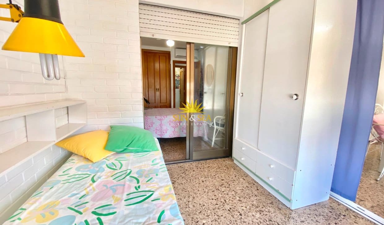 2 Zimmer Ferienapartment in Playa de San Juan mit Pool - 900 € (Ref: 9981642)